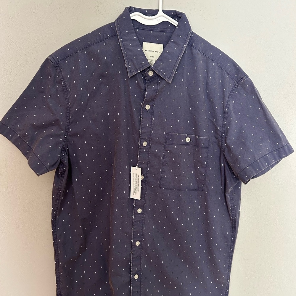 Men’s Large Button Down Shirt